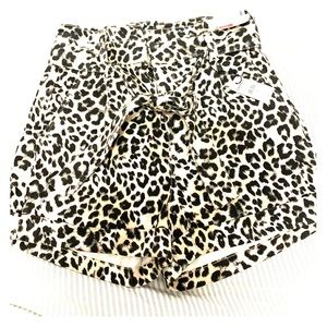 Express-Leopard short